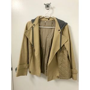 Chic jacket perfect for Spring/Fall!